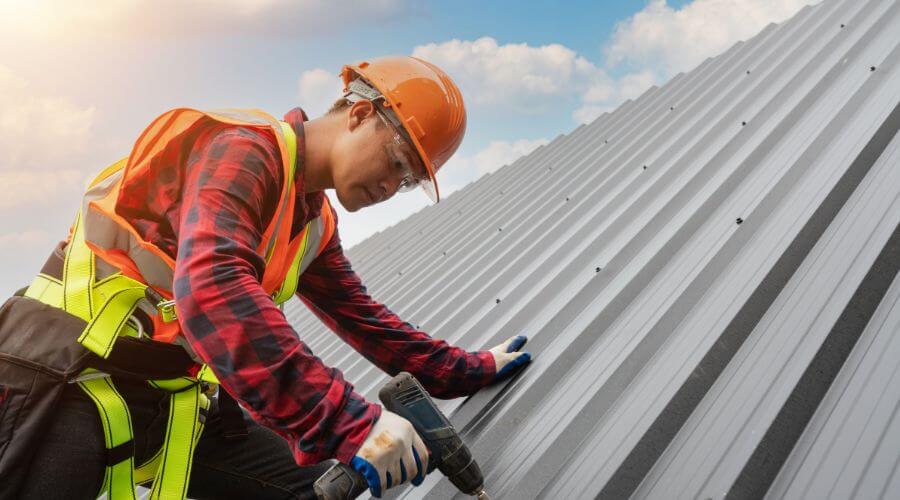 Professional Emergency Roof Repairs services in Hernshaw, WV